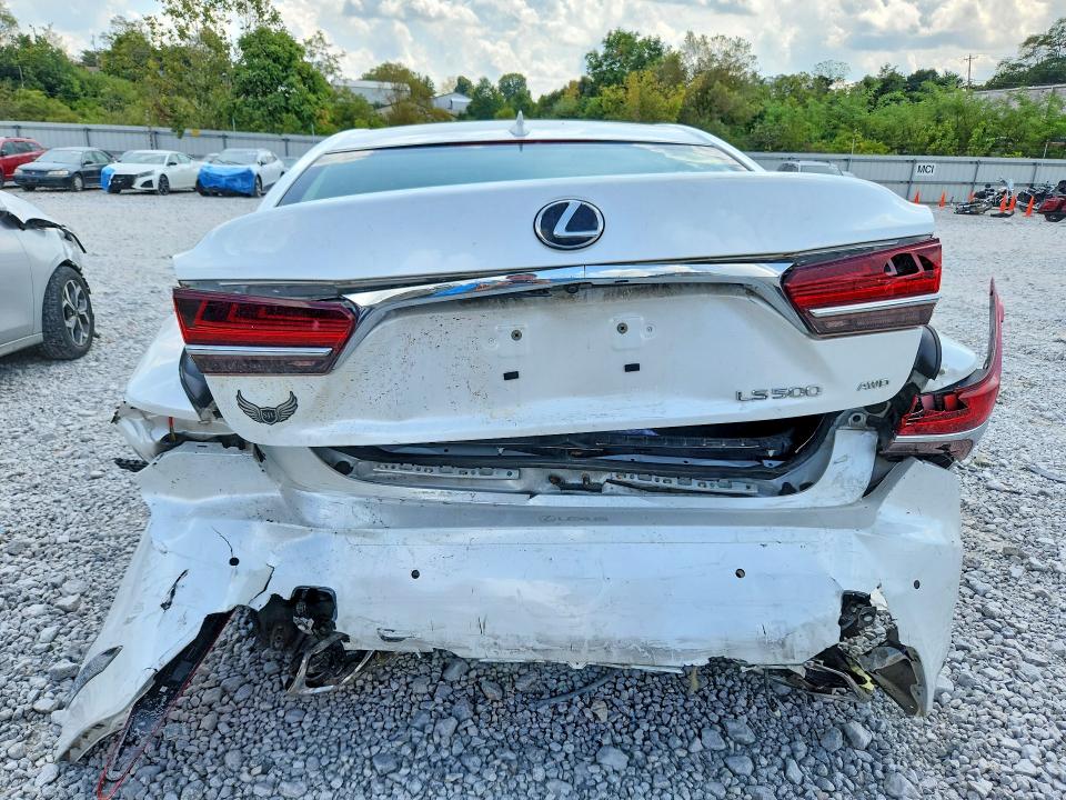 Zdjęcie 6 z aukcji – 2019 LEXUS LS 500 z VIN JTHC51FF1K5005583