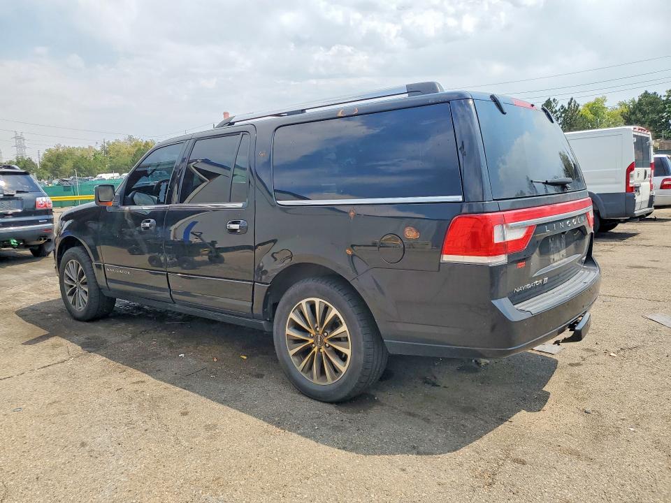 Photo 2 from auction – 2016 LINCOLN NAVIGATOR with VIN 5LMJJ3JT0GEL10246