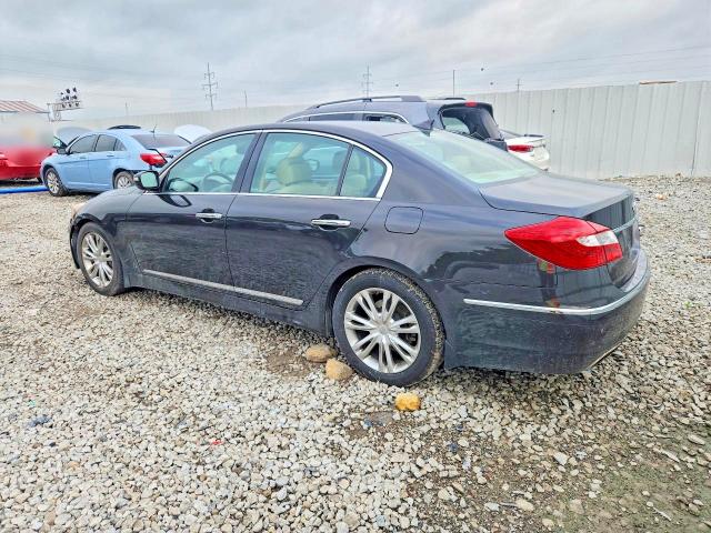 Photo 2 from auction – 2014 HYUNDAI GENESIS with VIN KMHGC4DD4EU259547