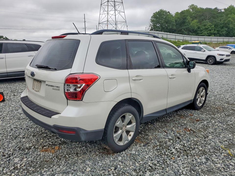 Photo 3 from auction – 2015 SUBARU FORESTER with VIN JF2SJABC0FH572457