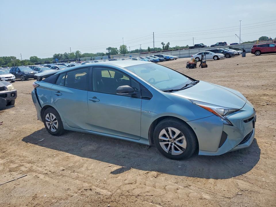 Photo 4 from auction – 2018 TOYOTA PRIUS with VIN JTDKBRFU4J3591337