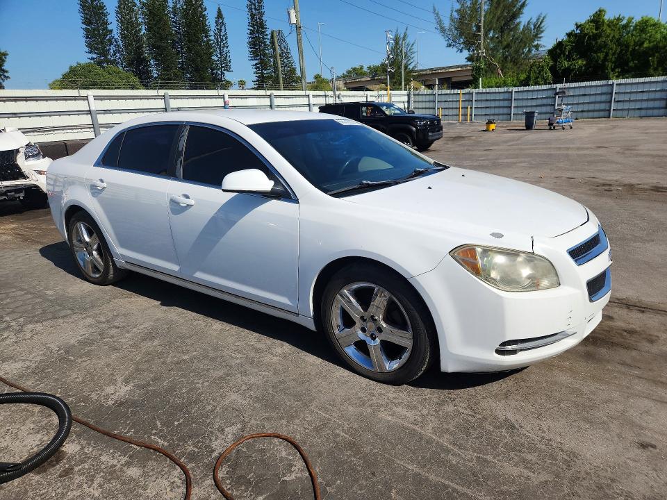 Photo 4 from auction – 2011 CHEVROLET MALIBU with VIN 1G1ZD5E79BF282372