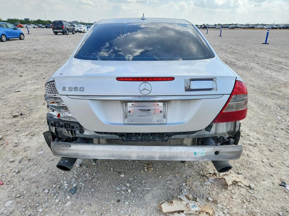 Photo 6 from auction – 2008 MERCEDES-BENZ E with VIN WDBUF56XX8B249129