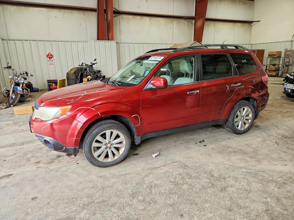 SUBARU FORESTER 2012 with VIN JF2SHADC3CH401089 - Photo from auction