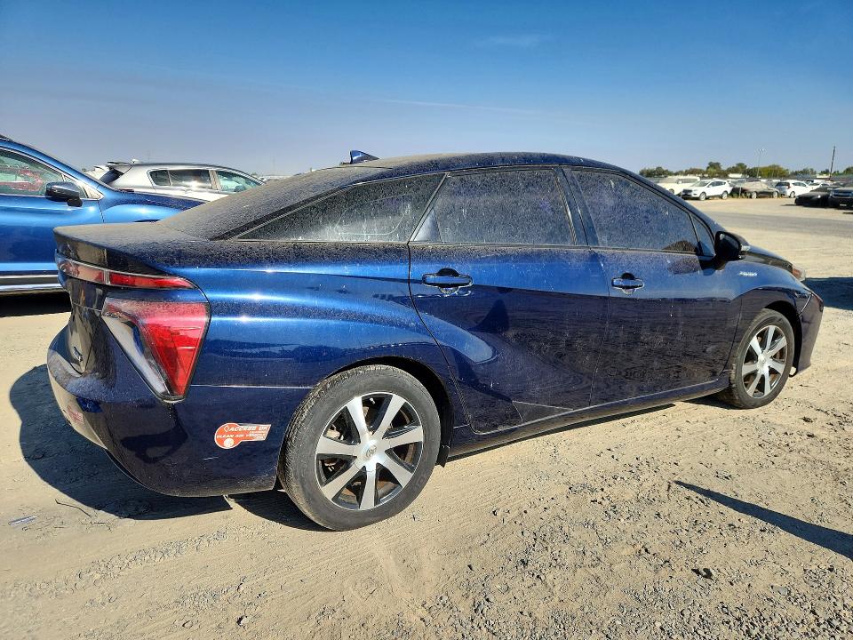 Photo 3 from auction – 2017 TOYOTA MIRAI with VIN JTDBVRBDXHA001564