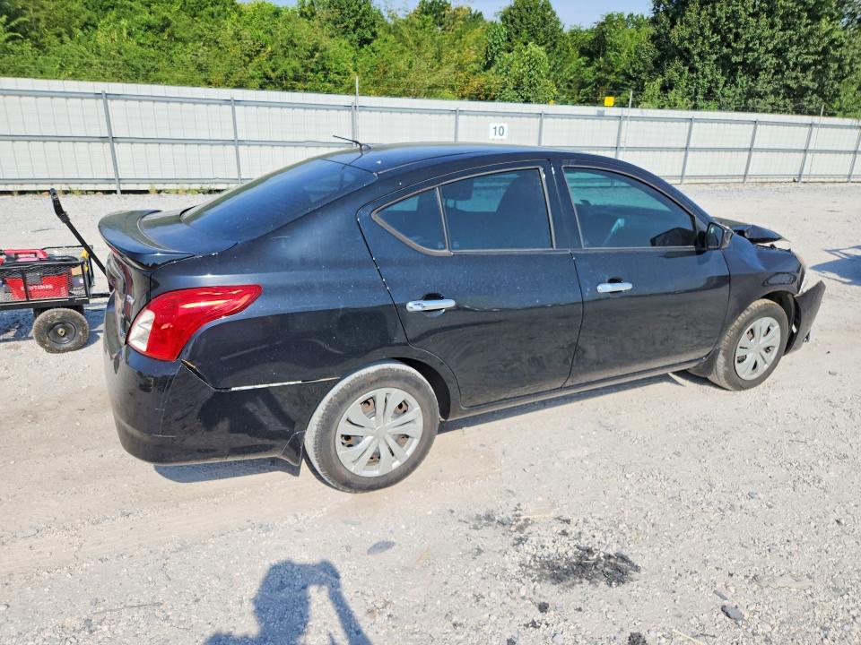 Photo 3 from auction – 2016 NISSAN VERSA with VIN 3N1CN7AP4GL883961