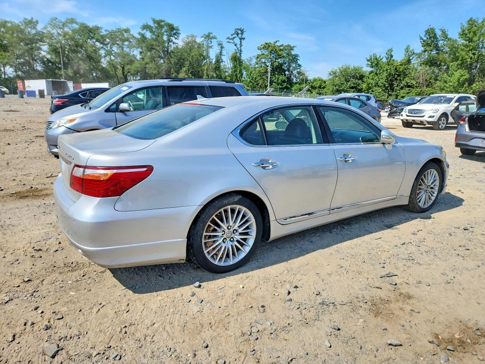 Photo 3 from auction – 2011 LEXUS LS with VIN JTHBL5EF2B5102897