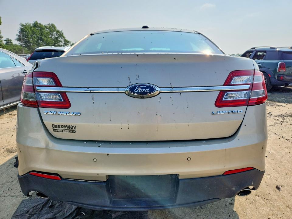 Photo 6 from auction – 2017 FORD TAURUS with VIN 1FAHP2F83HG138776