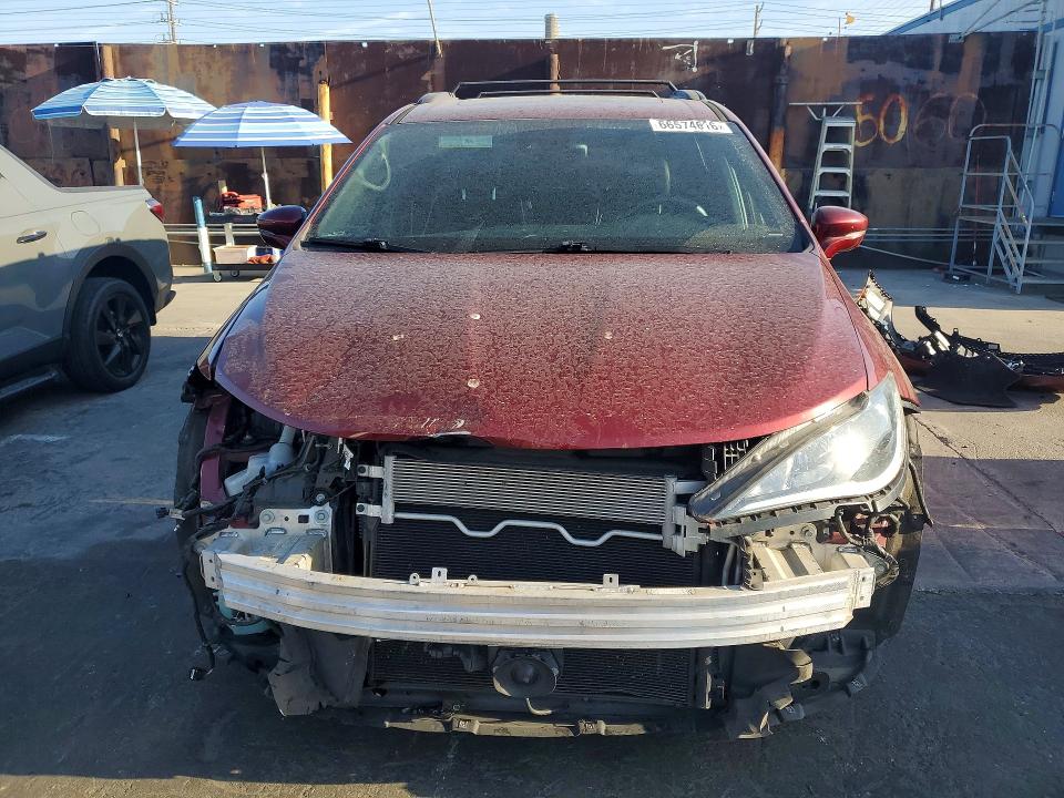 Photo 5 from auction – 2019 CHRYSLER PACIFICA with VIN 2C4RC1GG9KR657654