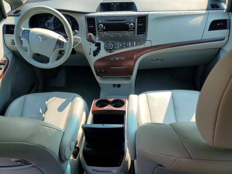Photo 8 from auction – 2013 TOYOTA SIENNA with VIN 5TDYK3DC5DS300154