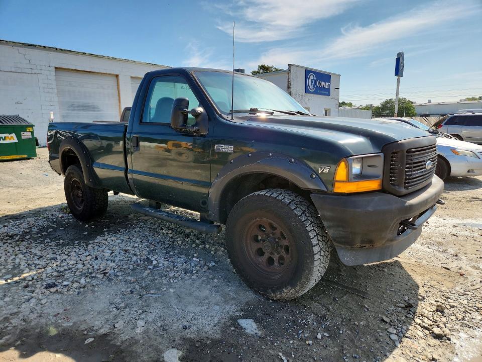 Photo 4 from auction – 2001 FORD F250 with VIN 1FTNF21L81ED06103