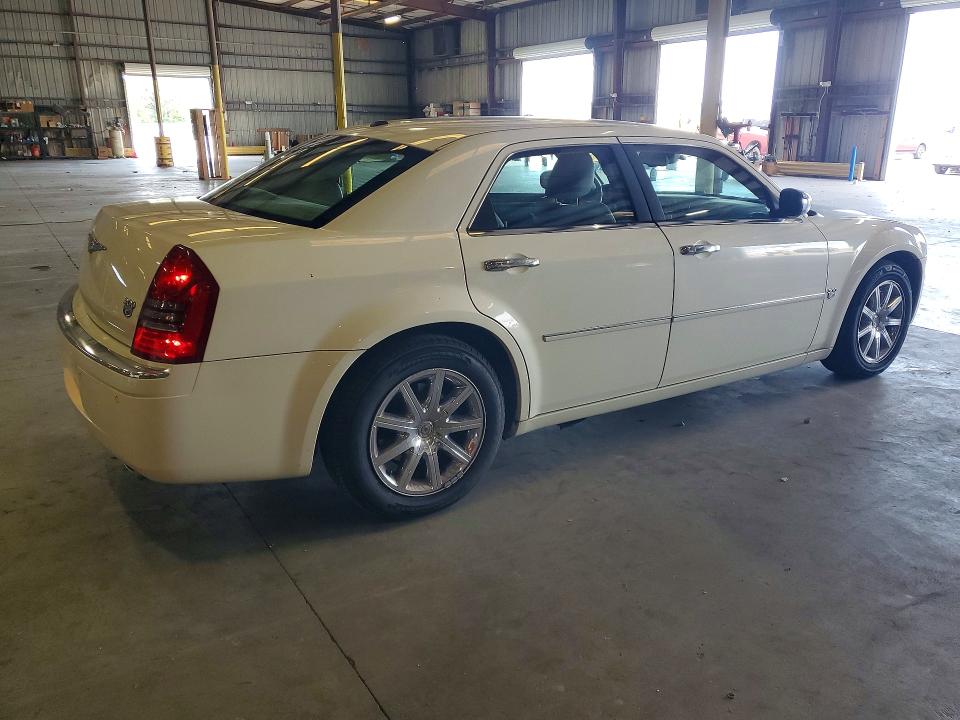Photo 3 from auction – 2007 CHRYSLER 300C with VIN 2C3LA63HX7H765631
