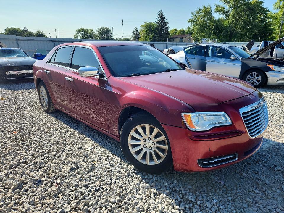 Photo 4 from auction – 2013 CHRYSLER 300 with VIN 2C3CCAAG2DH569301