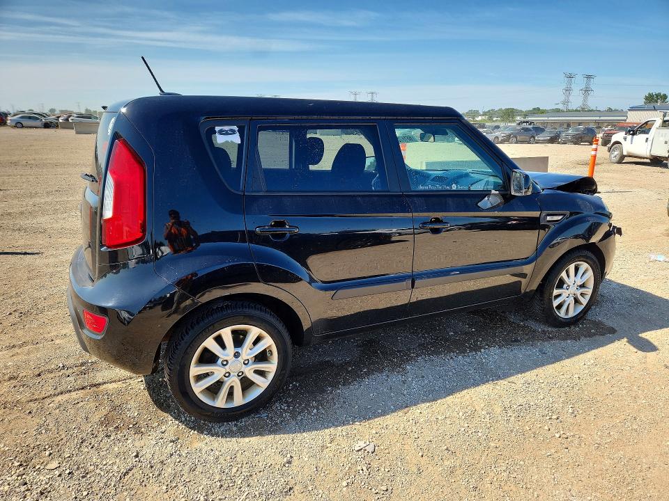 Photo 3 from auction – 2013 KIA SOUL with VIN KNDJT2A52D7633176