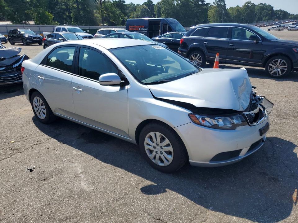Photo 4 from auction – 2013 KIA FORTE with VIN KNAFU4A27D5688462