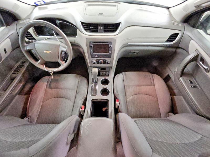Photo 8 from auction – 2015 CHEVROLET TRAVERSE with VIN 1GNKRFEDXFJ344703