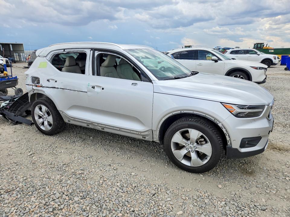 Photo 4 from auction – 2019 VOLVO XC40 with VIN YV4162XZ9K2020965