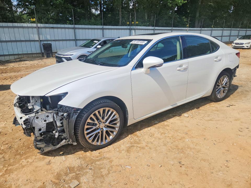 LEXUS ES 2013 with VIN JTHBK1GG7D2072270 - Photo from auction