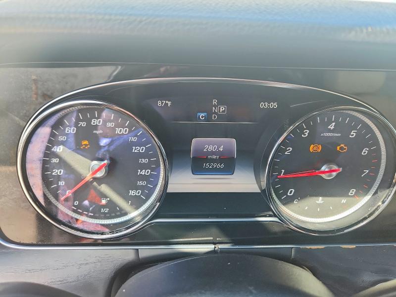 Photo 9 from auction – 2017 MERCEDES-BENZ E with VIN WDDZF4KB0HA111137