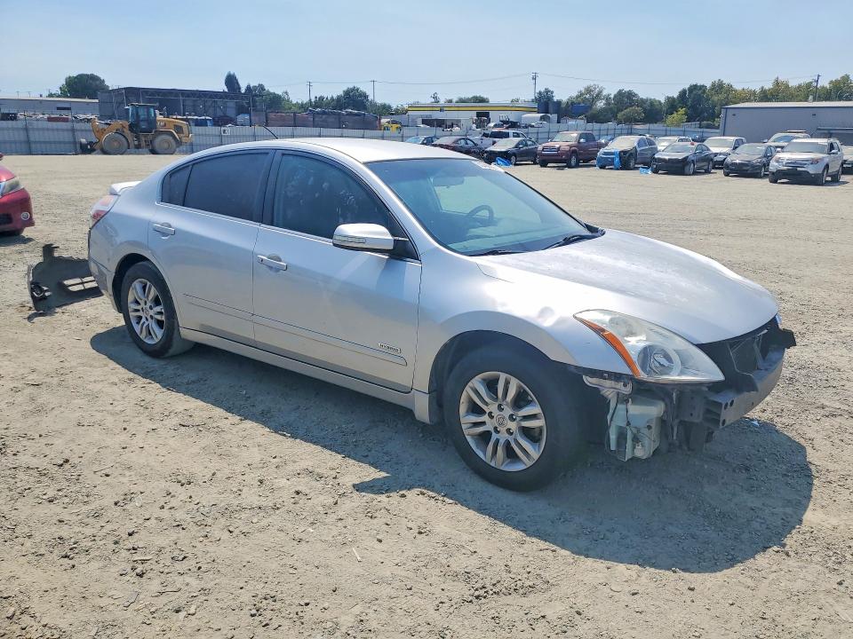 Photo 4 from auction – 2011 NISSAN ALTIMA with VIN 1N4CL2AP3BC185826
