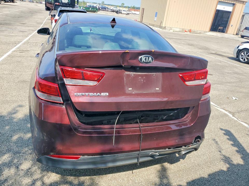 Photo 6 from auction – 2016 KIA OPTIMA with VIN 5XXGT4L36GG023603