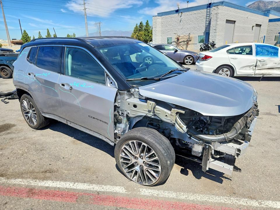 Photo 4 from auction – 2022 JEEP COMPASS with VIN 3C4NJDCB3NT158804