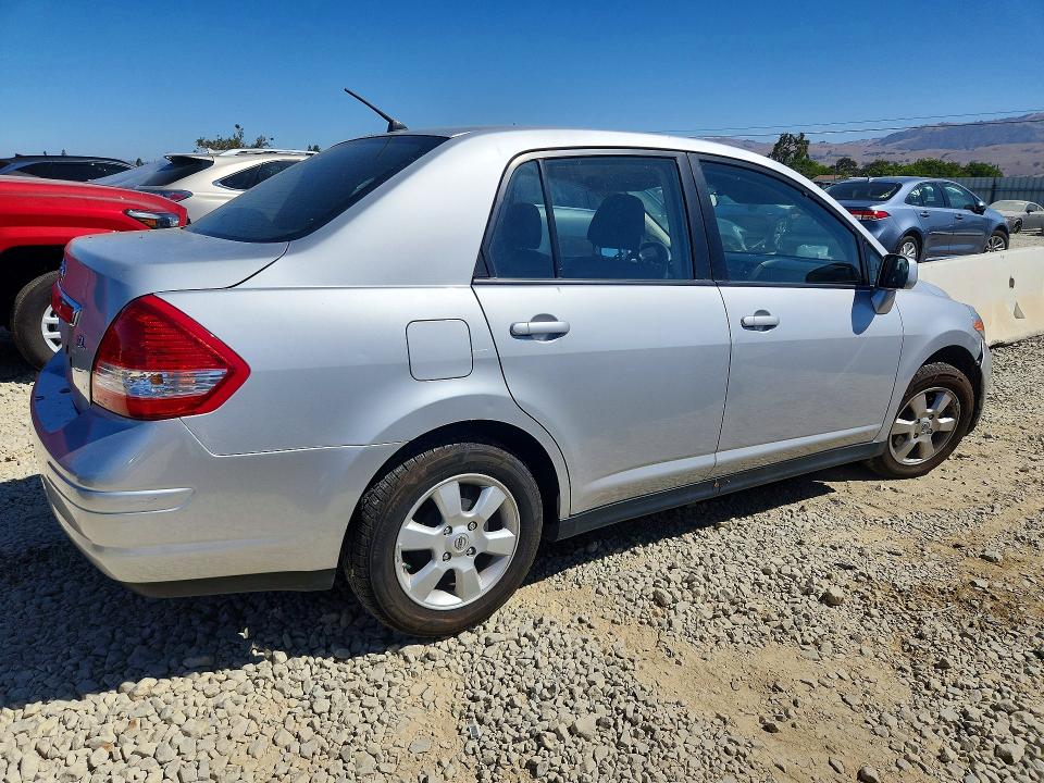 Photo 3 from auction – 2010 NISSAN VERSA with VIN 3N1BC1AP7AL360827