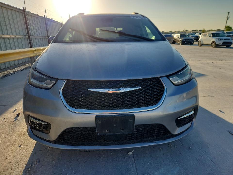 Photo 5 from auction – 2021 CHRYSLER PACIFICA with VIN 2C4RC1R75MR585688