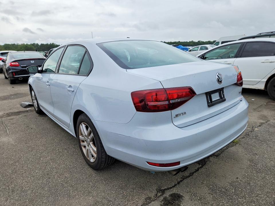 Photo 2 from auction – 2018 VOLKSWAGEN JETTA with VIN 3VW2B7AJ4JM217467