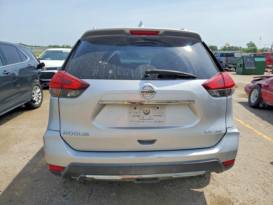 Снимка 6 от търг – 2017 NISSAN ROGUE с VIN KNMAT2MV7HP606024