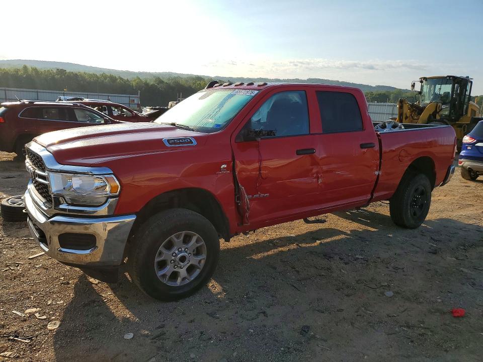 RAM 2500 2022 с VIN 3C6UR5CL2NG167755 - Снимка от търг