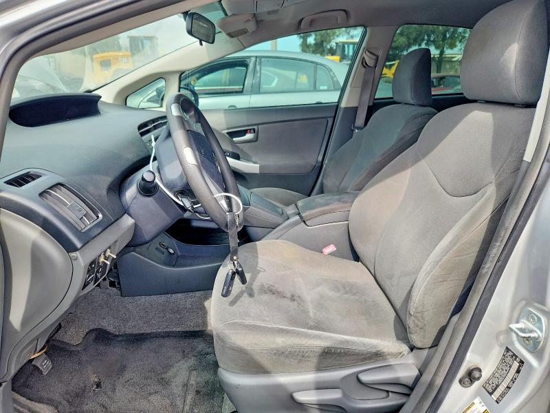 Photo 7 from auction – 2011 TOYOTA PRIUS with VIN JTDKN3DU9B5299499