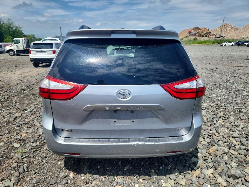 Photo 6 from auction – 2015 TOYOTA SIENNA with VIN 5TDKK3DC3FS581251