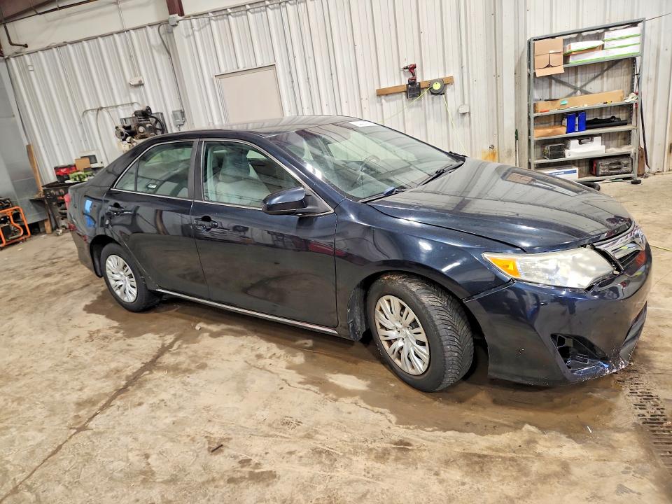 Photo 4 from auction – 2012 TOYOTA CAMRY with VIN 4T4BF1FK7CR252025