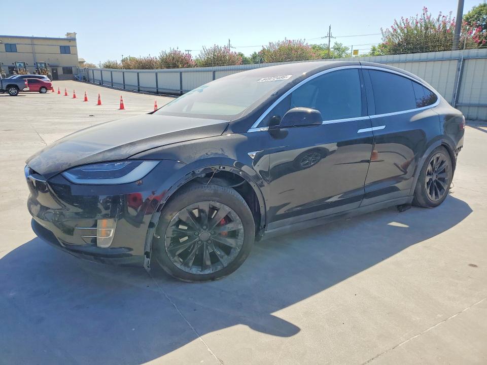 TESLA MODEL X 2018 with VIN 5YJXCDE20JF119631 - Photo from auction