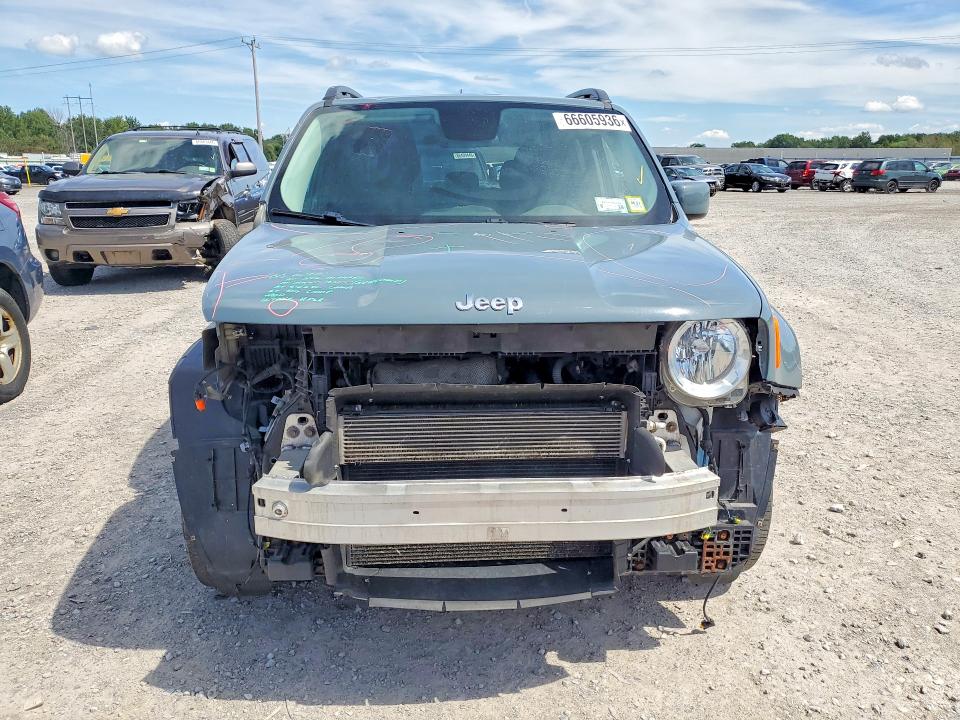 Photo 5 from auction – 2017 JEEP RENEGADE with VIN ZACCJBBB8HPE70433