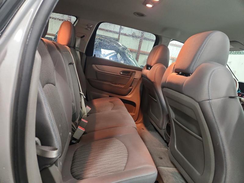 Photo 11 from auction – 2017 CHEVROLET TRAVERSE with VIN 1GNKVFED3HJ336392