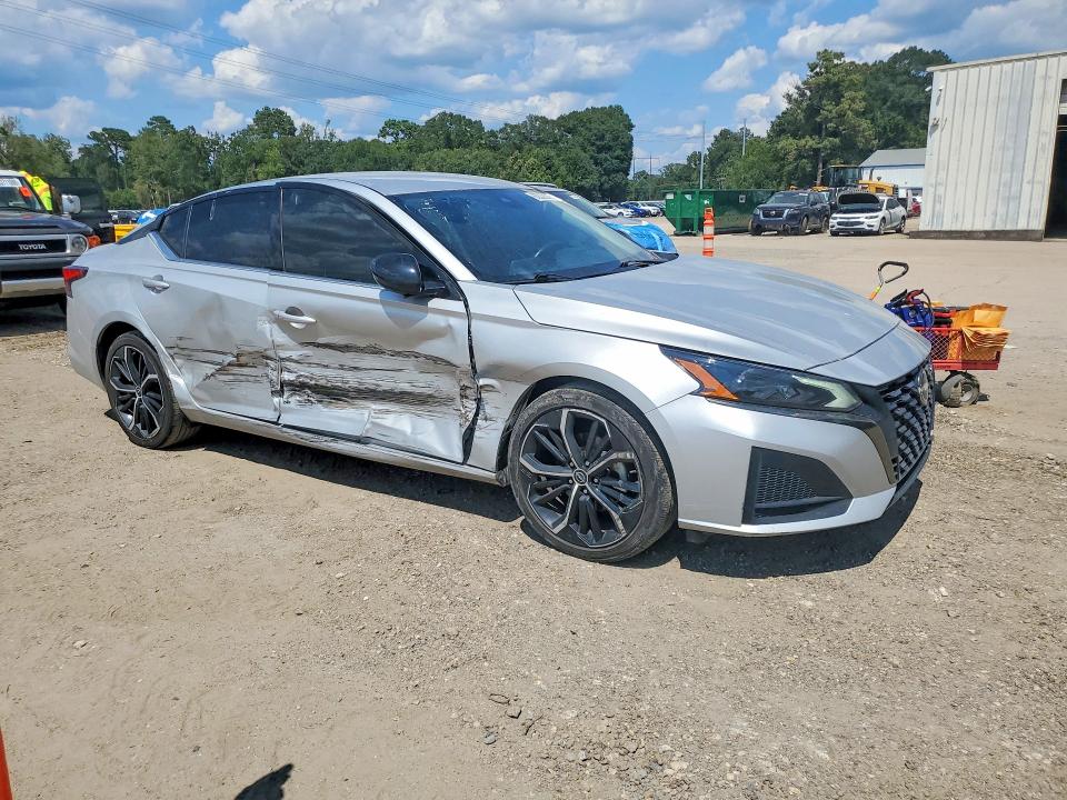 Zdjęcie 4 z aukcji – 2024 NISSAN ALTIMA z VIN 1N4BL4CV7RN369765