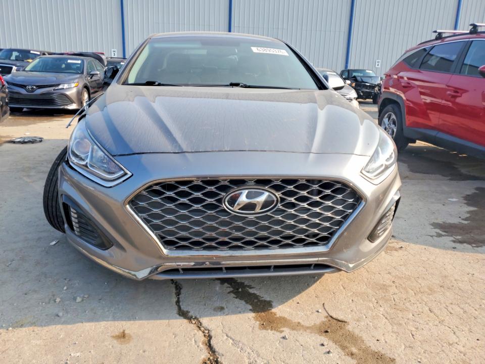 Photo 5 from auction – 2019 HYUNDAI SONATA with VIN 5NPE34AF8KH771786