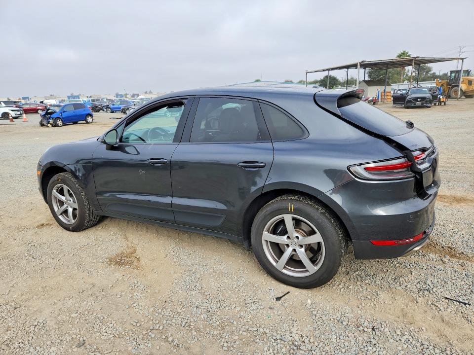 Photo 2 from auction – 2019 PORSCHE MACAN with VIN WP1AA2A54KLB06930