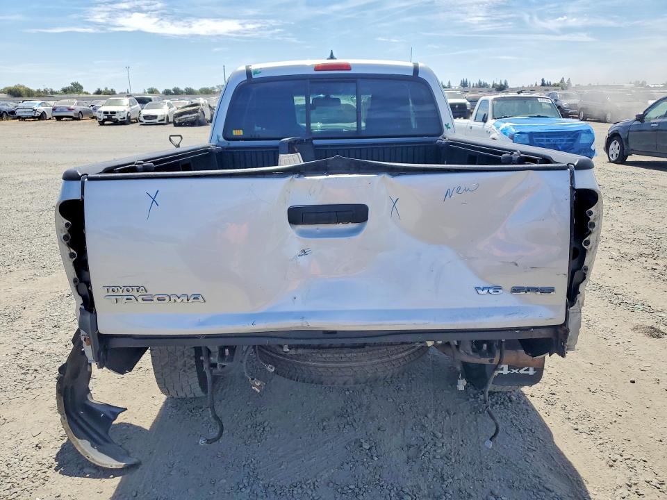 Photo 6 from auction – 2012 TOYOTA TACOMA with VIN 5TFUU4EN8CX037892