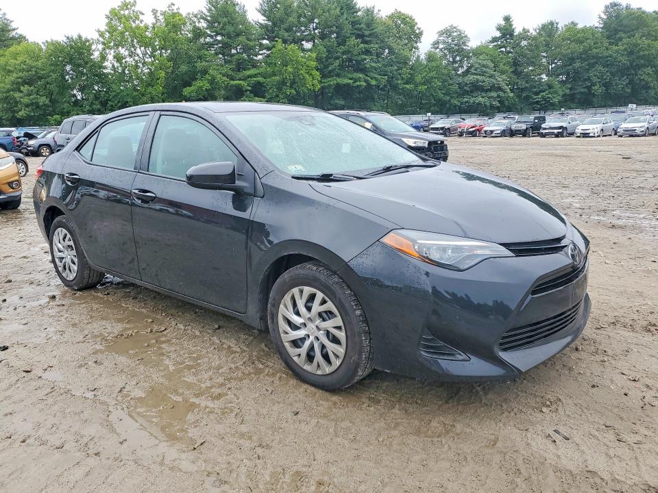Photo 4 from auction – 2019 TOYOTA COROLLA with VIN 2T1BURHE8KC195968