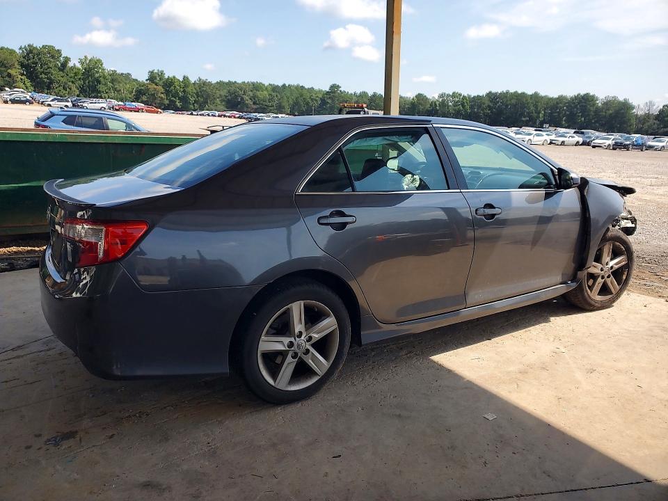 Photo 3 from auction – 2013 TOYOTA CAMRY with VIN 4T1BF1FK0DU272032