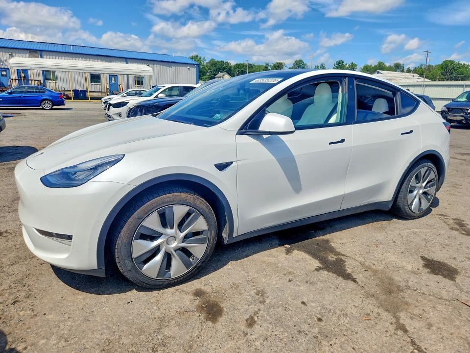 TESLA MODEL Y 2021 with VIN 5YJYGDEEXMF151655 - Photo from auction