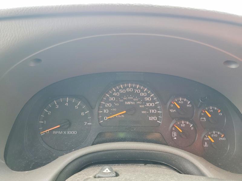 Photo 9 from auction – 2004 CHEVROLET TRAILBLAZER with VIN 1GNDS13SX42449444