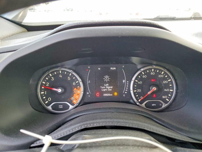 Photo 9 from auction – 2018 JEEP RENEGADE with VIN ZACCJABH7JPJ08014