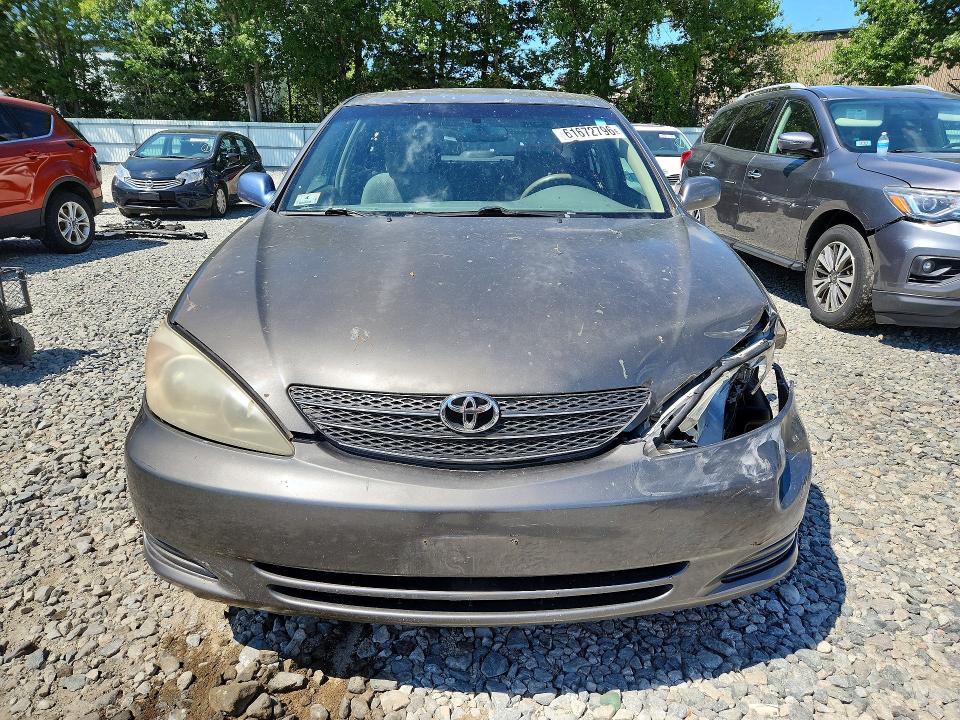 Photo 5 from auction – 2003 TOYOTA CAMRY with VIN 4T1BE32K03U733930