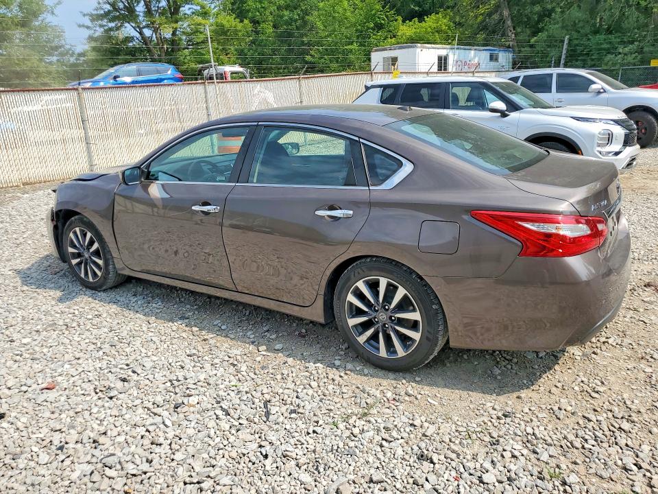 Photo 2 from auction – 2017 NISSAN ALTIMA with VIN 1N4AL3AP6HC170176