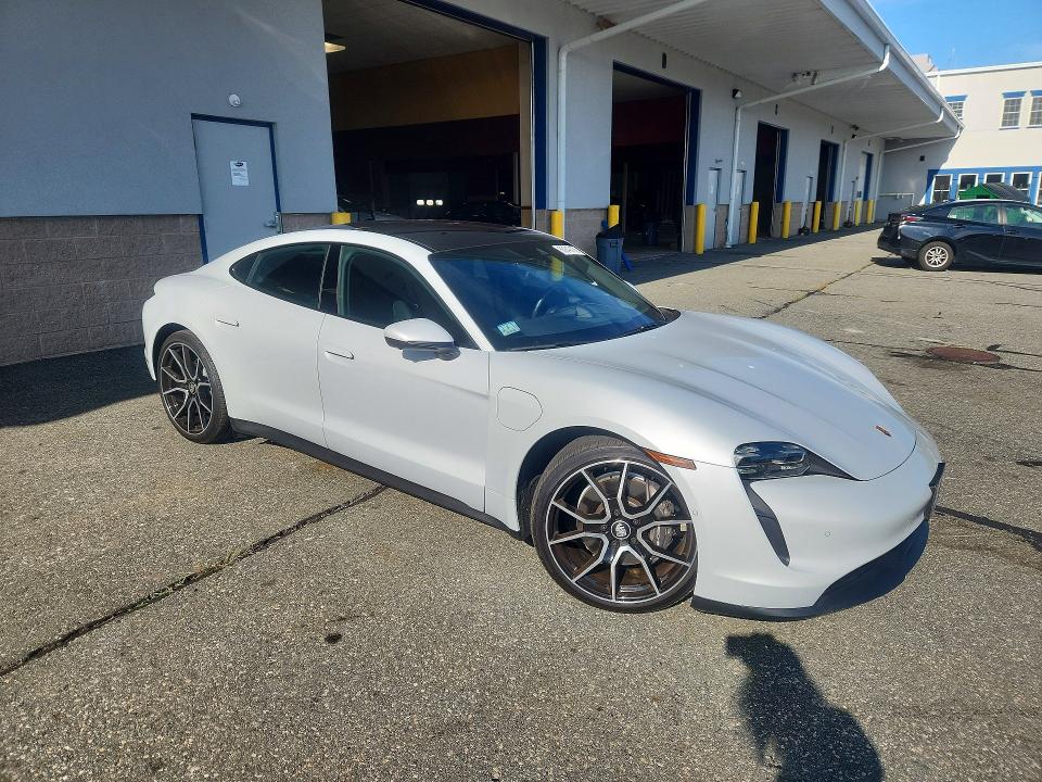 Photo 4 from auction – 2022 PORSCHE TAYCAN with VIN WP0AA2Y1XNSA17235
