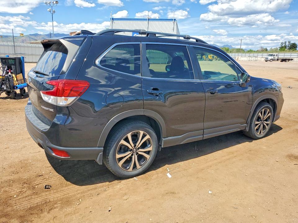 Photo 3 from auction – 2020 SUBARU FORESTER with VIN JF2SKAUC9LH525482